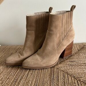 Marc Fisher Boots Women Size 10 Chunky‎ High Heel Suede Fall
